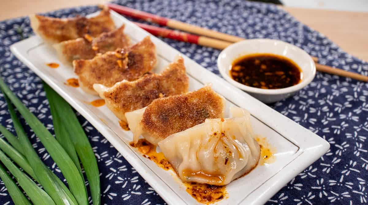 Easy Pork Dumplings (Gyoza)