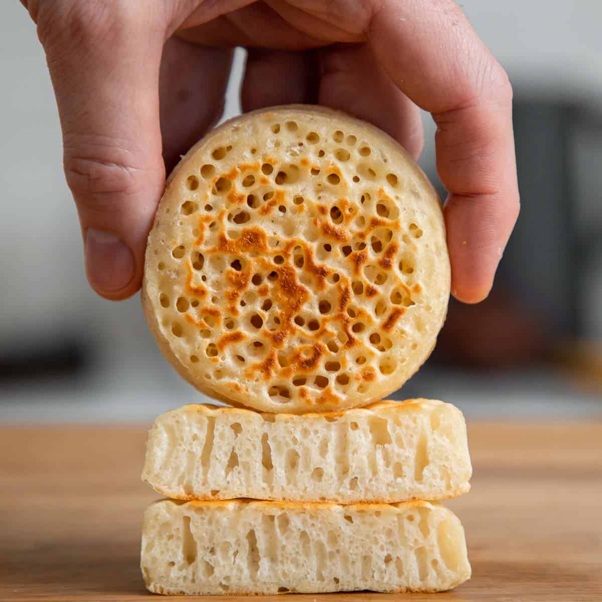 Crumpets - the ultimate Breakfast Pancakes