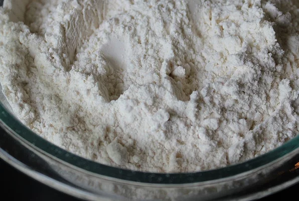 Self-rising flour